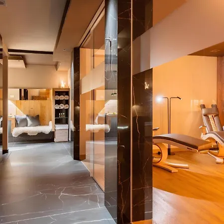Cristallino Hotell 4*